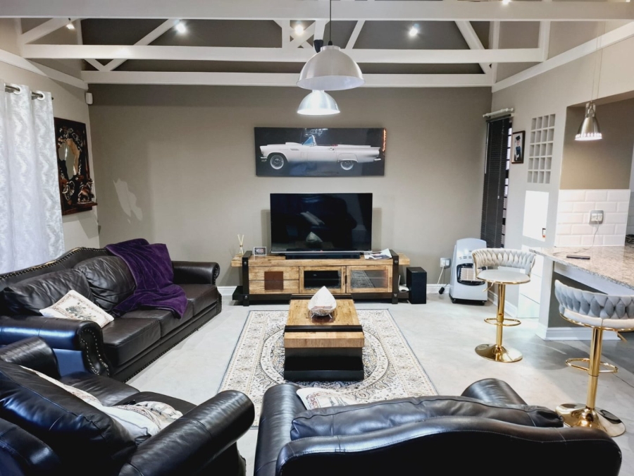 2 Bedroom Property for Sale in Rayton Free State